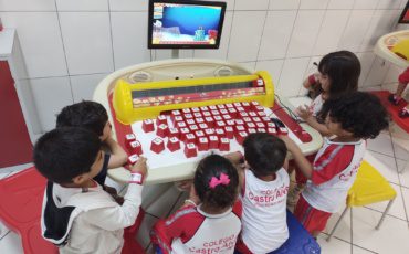 Atividade na Mesa Alfabeto – G3