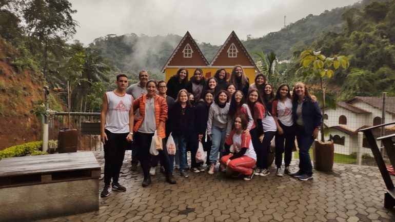 Ensino Médio nas montanhas capixabas – Fábrica de biscoitos Kebs