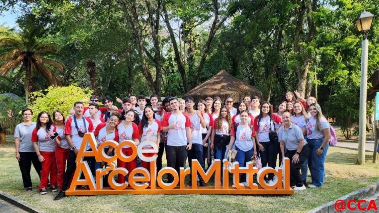 Ensino Médio visita Arcelor Mittal