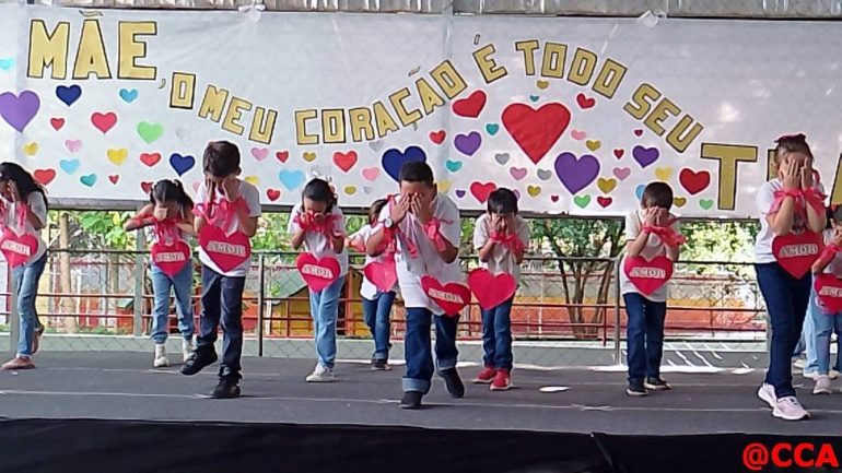 3º Ano A – Apresentação Dia das Mães