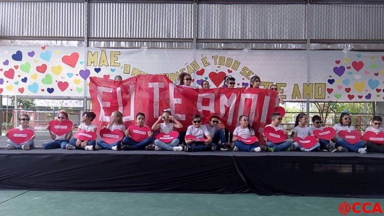3º Ano B – Apresentação Dia das Mães