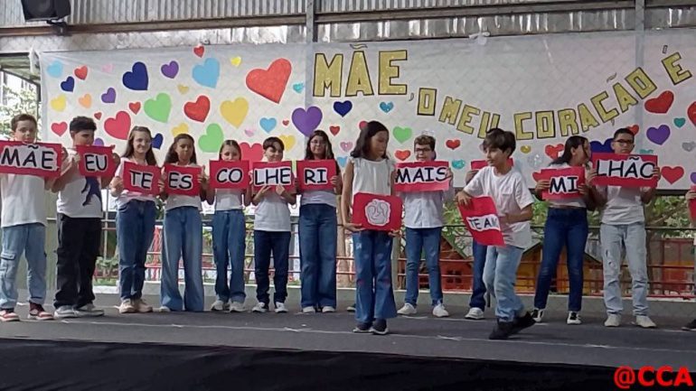 5º Ano A – Apresentação Dia das Mães