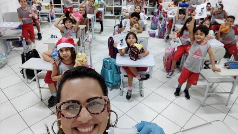 Atividade de Inglês com 1º Ano
