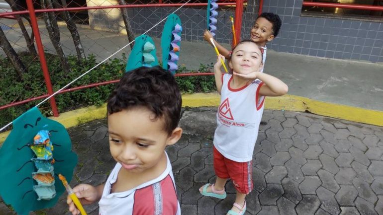 G4 – Pintando a Lagarta Comilona