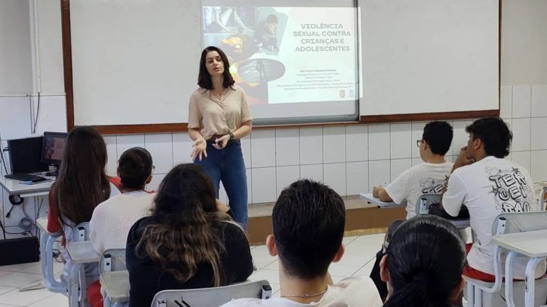 3ª Série – Palestra sobre violência sexual