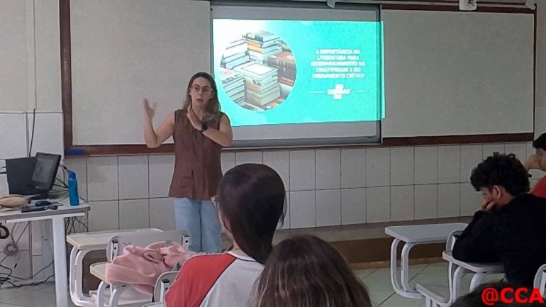 Palestra com Karla Venâncio – 3ª Série