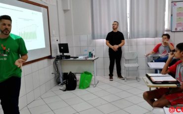 9º Ano – Palestra do SICREDI
