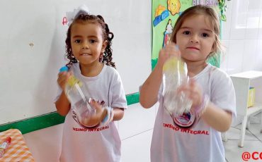 CCA Integral – Garrafa com Letras Dentro