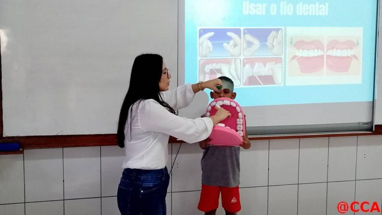Palestra sobre cuidados com higiene bucal – 1º Ano